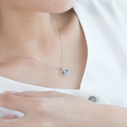 Collar de ojo atmosférico de plata